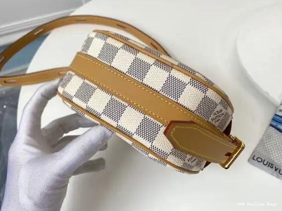 Aaa replica ru SOUPLE VUITTON LOUIS CHAPEAU PM BOITE 0701